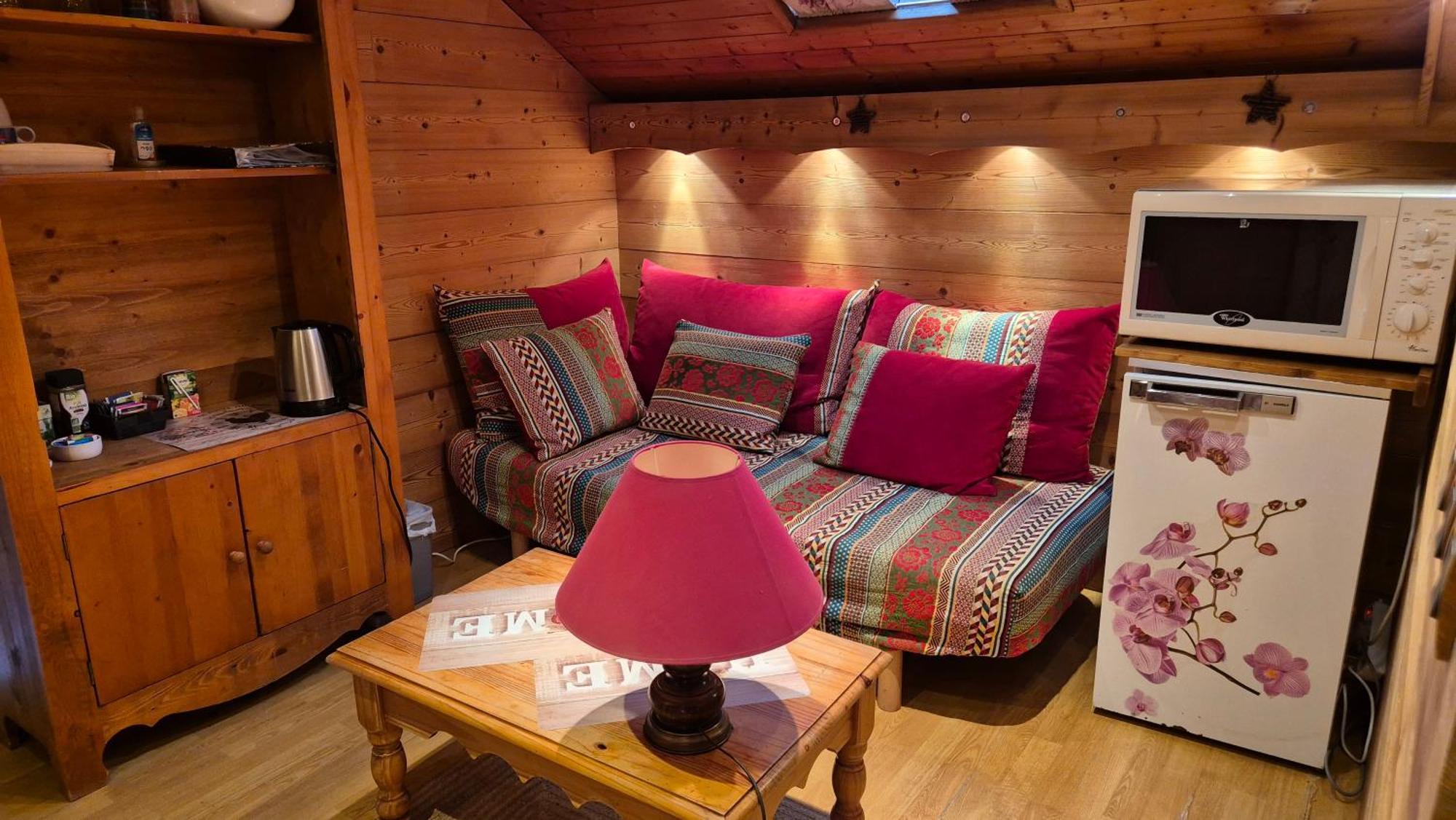 Comme A La Maison, Chambres Au Calme Verrens-Arvey Buitenkant foto