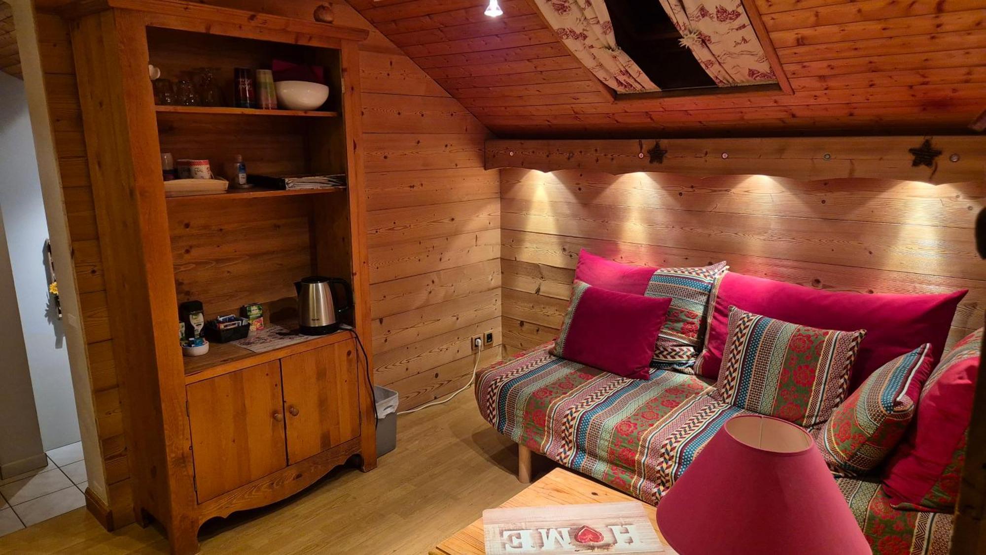 Comme A La Maison, Chambres Au Calme Verrens-Arvey Buitenkant foto